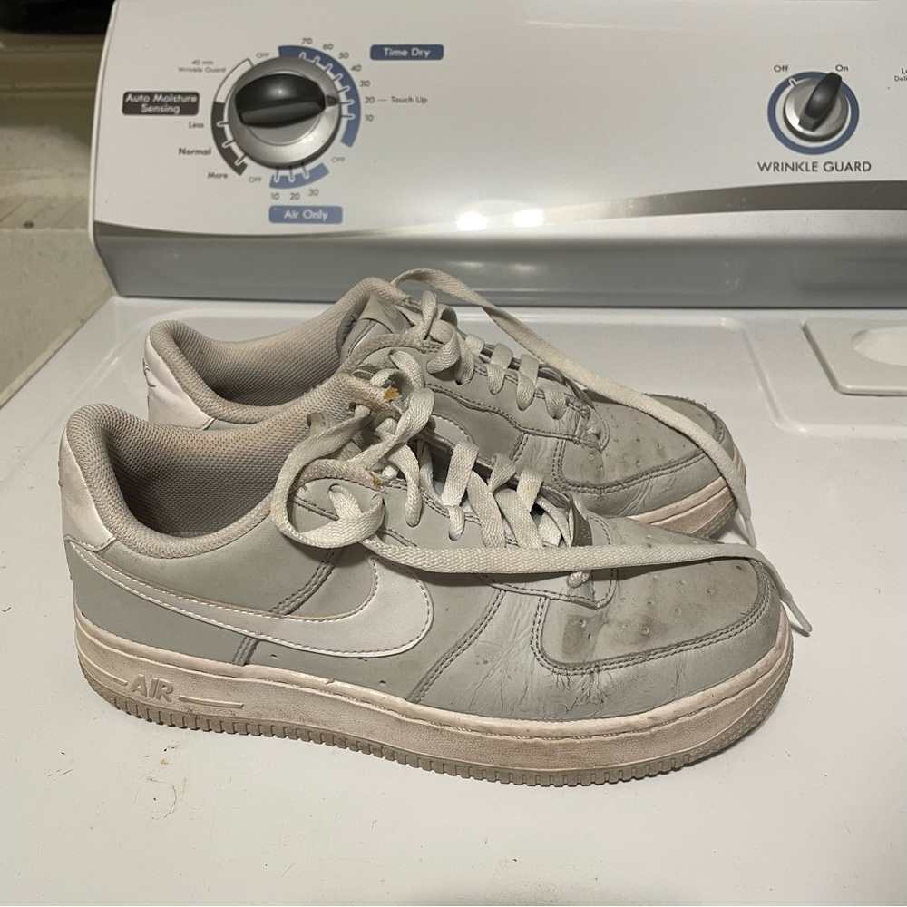 GRAY NIKE AIR FORCE ONES